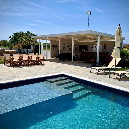 Hylas Luxury 4* Kiláda