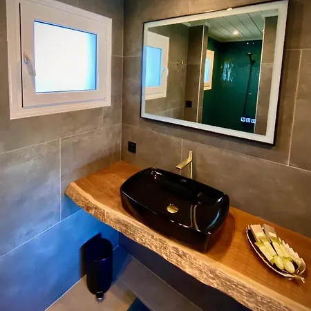 Hylas Luxury Bed and Breakfast